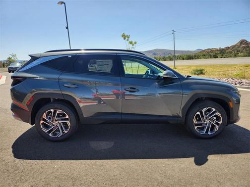 2025 Hyundai TUCSON Hybrid Limited