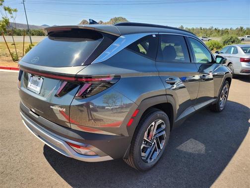 2025 Hyundai TUCSON Hybrid Limited