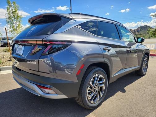 2025 Hyundai TUCSON Hybrid Limited