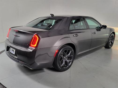 2023 Chrysler 300 S