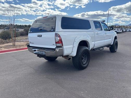 2015 Toyota Tacoma LIMITED