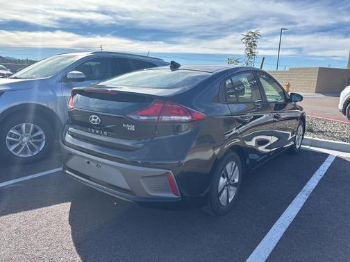 2019 Hyundai IONIQ Hybrid Blue