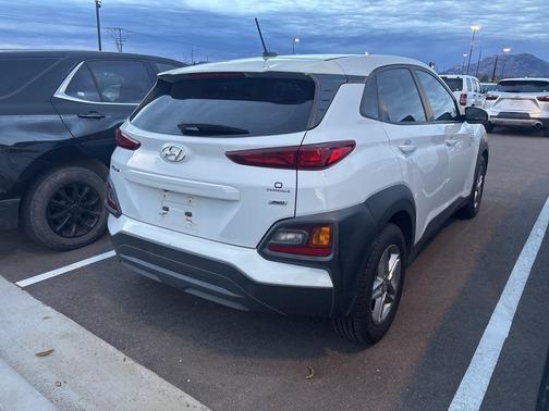 2021 Hyundai KONA SE