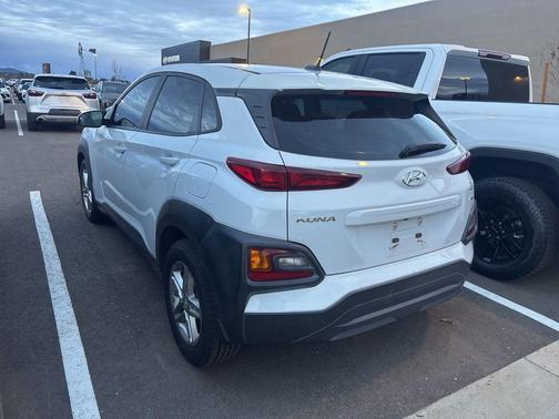 2021 Hyundai KONA SE