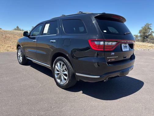 DB Black Crystal Clearcoat 2022 Dodge Durango Citadel