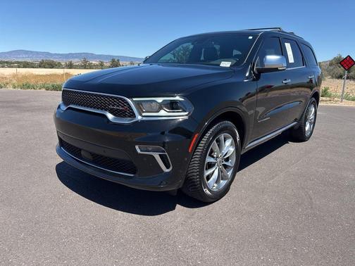 DB Black Crystal Clearcoat 2022 Dodge Durango Citadel