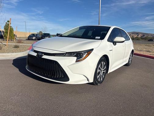 2020 Toyota Corolla Hybrid LE