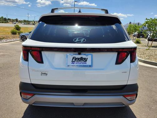 White Pearl 2026 Hyundai TUCSON SEL