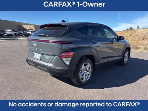 2025 Hyundai KONA SE