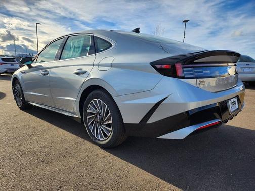 2026 Hyundai SONATA Hybrid SEL