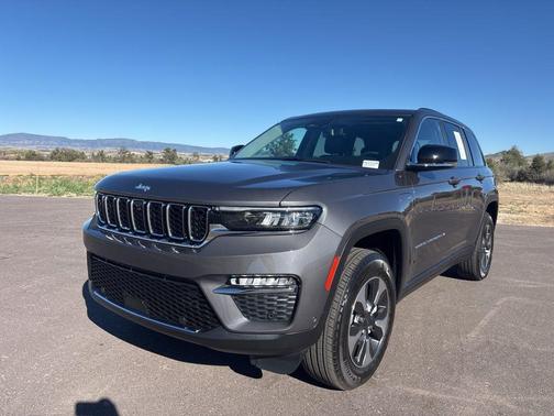 2022 Jeep Grand Cherokee 4xe Base