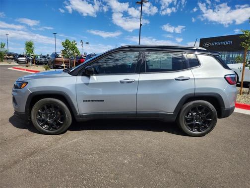 2022 Jeep Compass Altitude