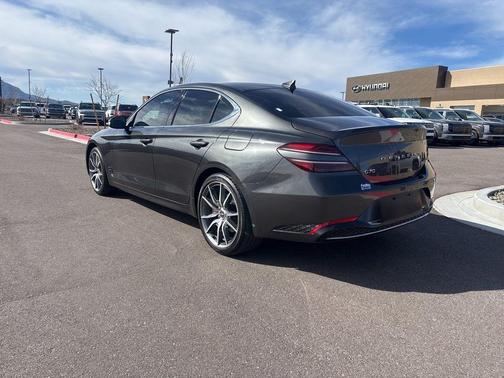 2023 Genesis G70 2.0T