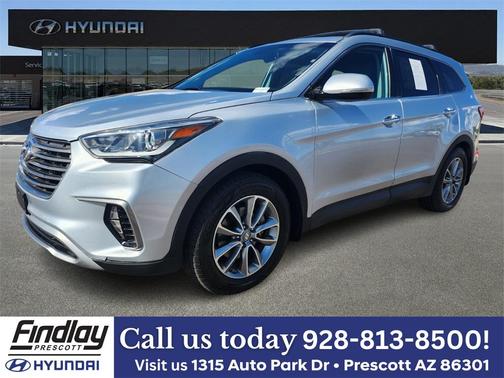 2017 Hyundai SANTA FE SE