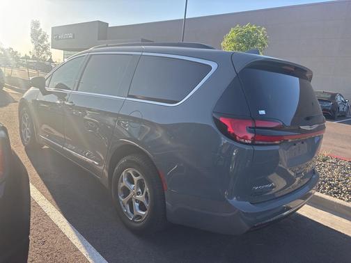 2022 Chrysler Pacifica Limited
