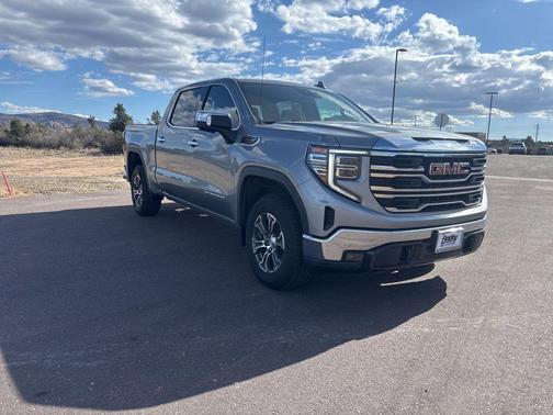2024 GMC Sierra 1500 SLT
