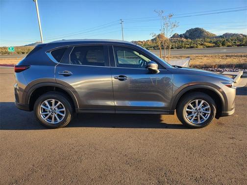 2022 Mazda CX-5 2.5 S Preferred Package