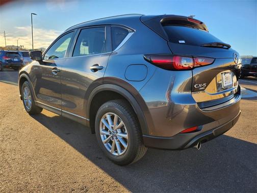 2022 Mazda CX-5 2.5 S Preferred Package