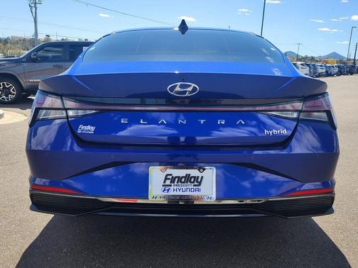 2022 Hyundai ELANTRA HEV Limited