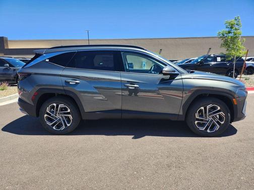 Amazon Gray 2026 Hyundai TUCSON Hybrid Limited