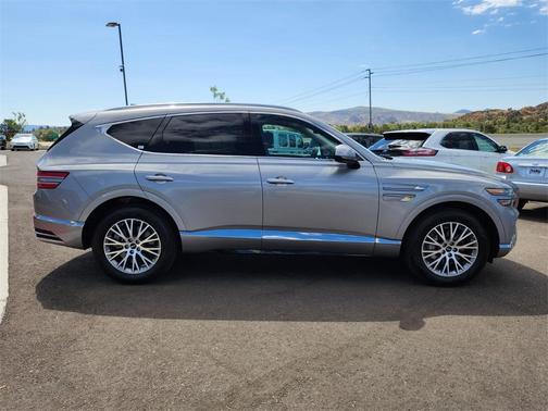 2025 Genesis GV80 2.5T