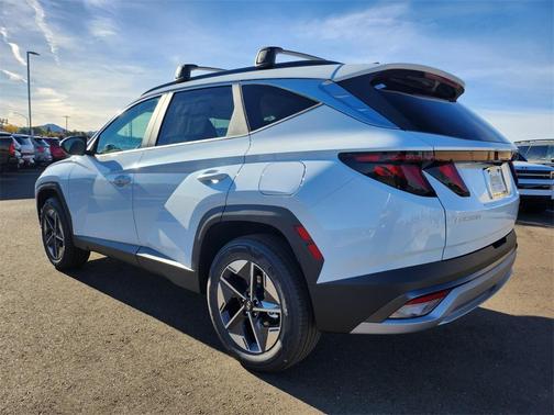 2026 Hyundai TUCSON Hybrid SEL