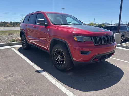 Redline 2 Coat Pearl 2017 Jeep Grand Cherokee Trailhawk
