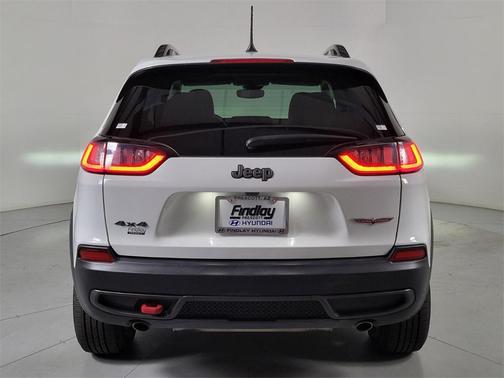 2022 Jeep Cherokee Trailhawk