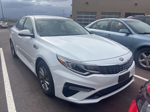 Snow White Pearl 2019 Kia Optima LX