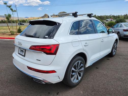 2022 Audi Q5 45 S line quattro Premium