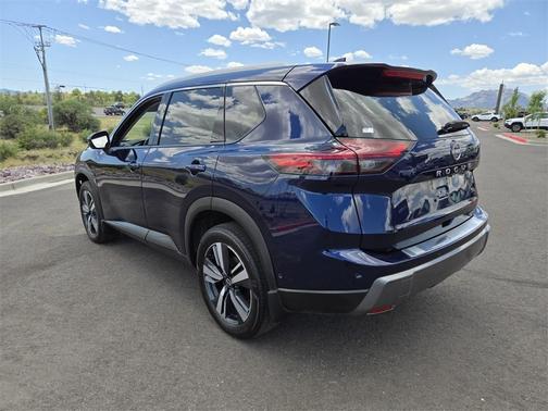 2024 Nissan Rogue SL