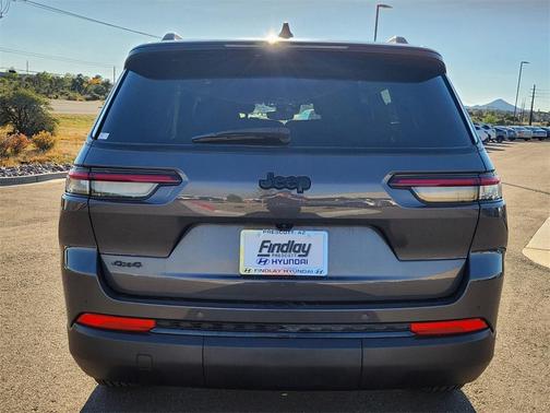 2024 Jeep Grand Cherokee L Laredo