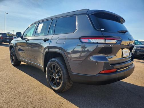 2024 Jeep Grand Cherokee L Laredo