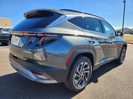 2025 Hyundai TUCSON Hybrid Limited