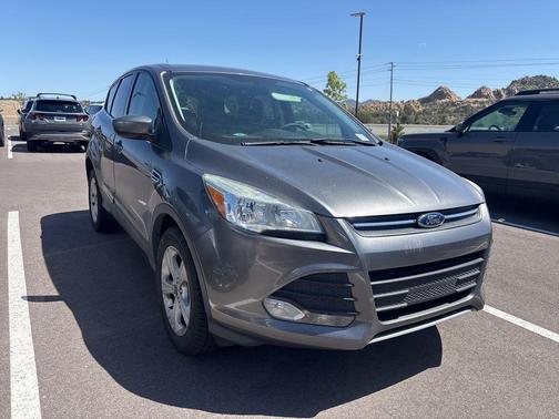 Sterling Gray Metallic 2014 Ford Escape SE