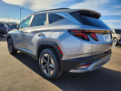 2026 Hyundai TUCSON Hybrid SEL