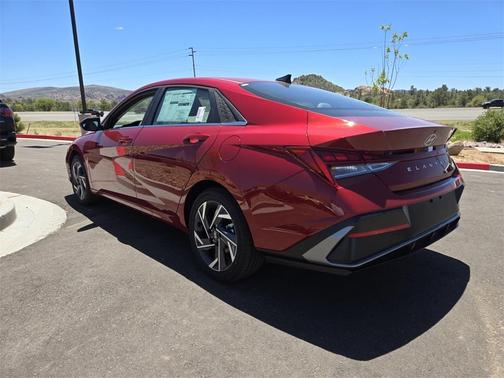 2025 Hyundai ELANTRA HEV Limited