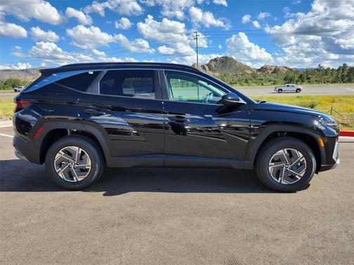 2025 Hyundai TUCSON Hybrid Blue