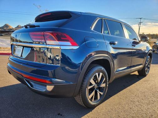 2022 Volkswagen Atlas Cross Sport 2.0T SE