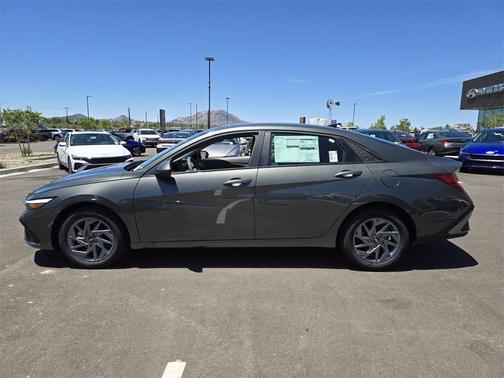 2025 Hyundai ELANTRA HEV Blue