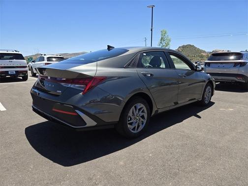 2025 Hyundai ELANTRA HEV Blue