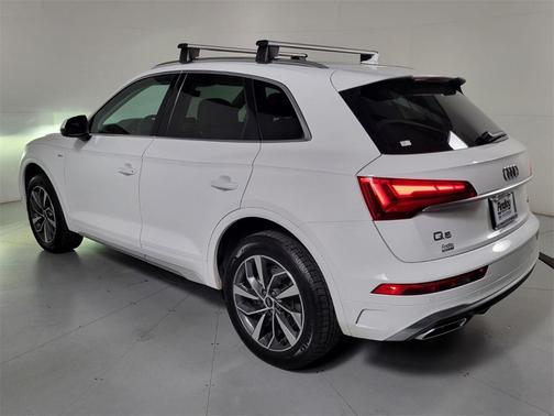 2023 Audi Q5 45 S line quattro Premium
