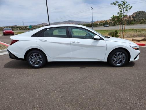 Serenity White Pearl 2026 Hyundai ELANTRA HEV Blue