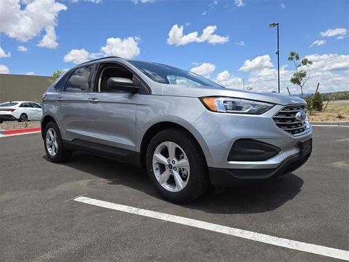 2020 Ford Edge SE