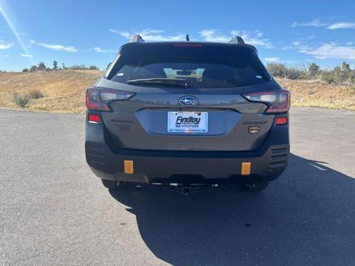 Magnetite Gray Metallic 2024 Subaru Outback Wilderness