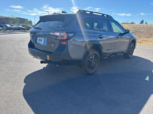 Magnetite Gray Metallic 2024 Subaru Outback Wilderness