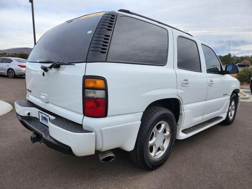 2004 GMC Yukon Denali