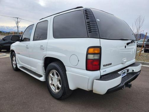 2004 GMC Yukon Denali