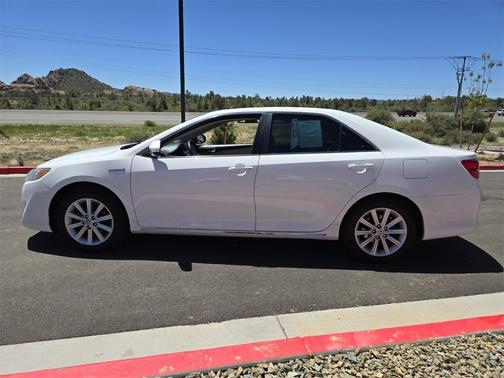 2012 Toyota Camry Hybrid XLE