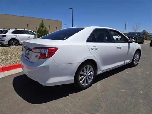 2012 Toyota Camry Hybrid XLE